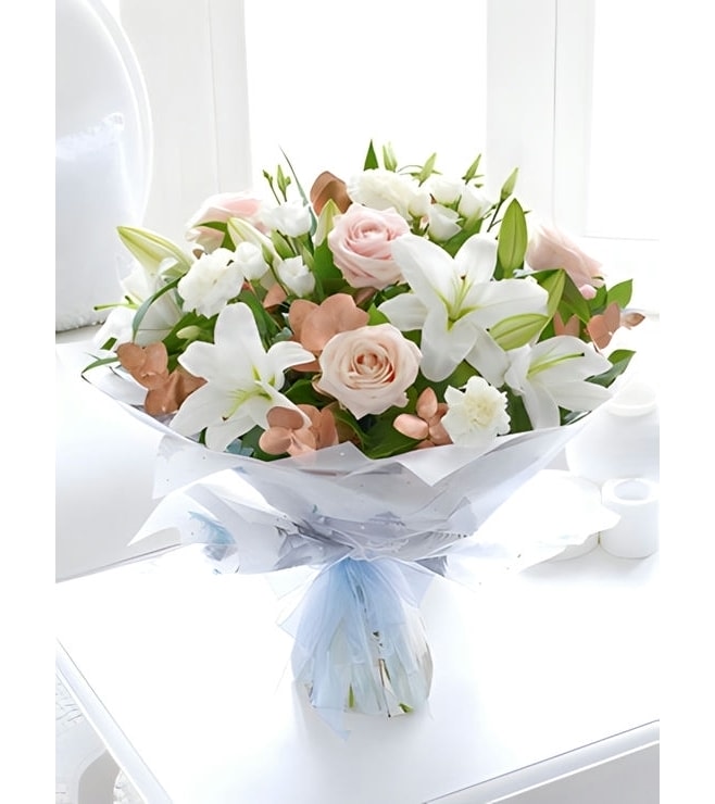 Inspirations Handheld Bouquet, Carnations