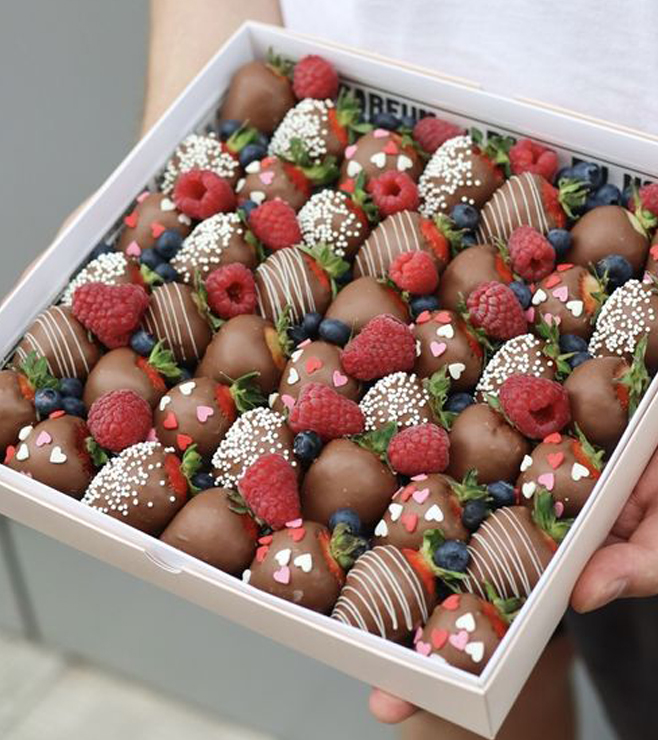 Euphoric Dipped Strawberries