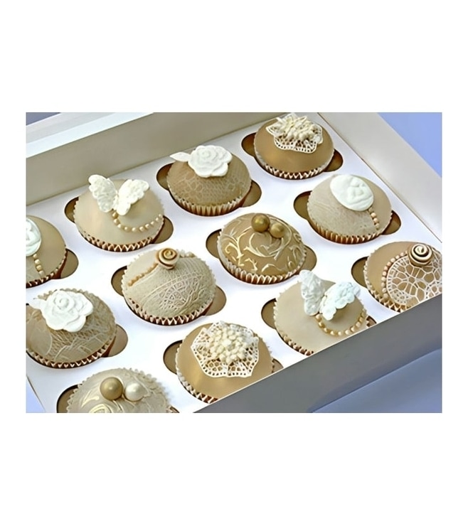 Golden Deluxe Cupcakes