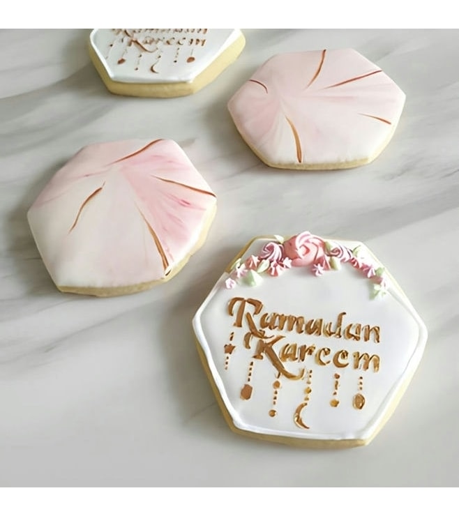 Marvelous Pink Ramadan Cookies
