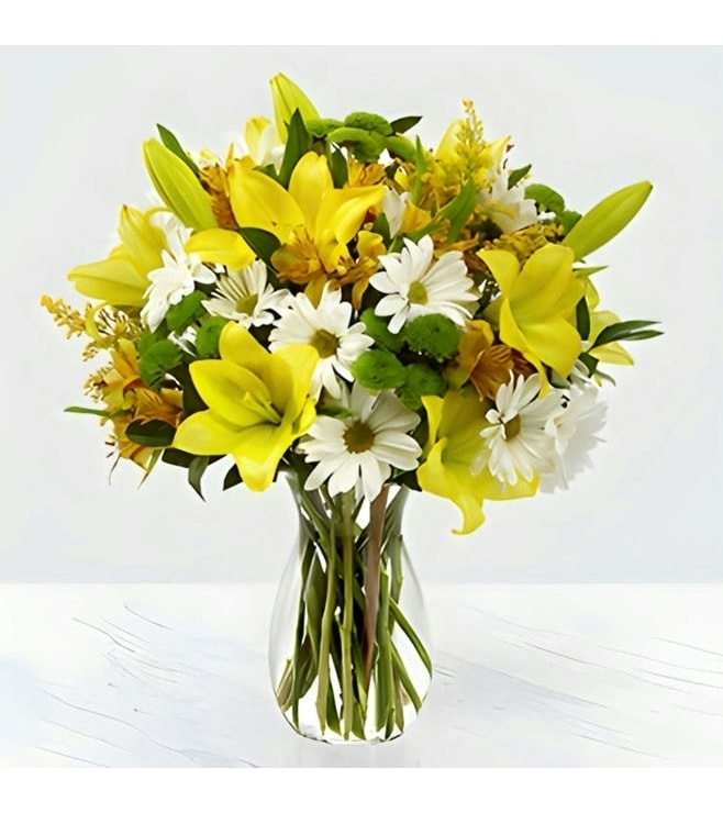 Sunlit Cheer Bouquet, Daisies