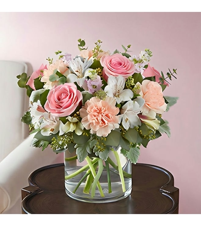 First Blush Bouquet, Abu Dhabi Online Shopping