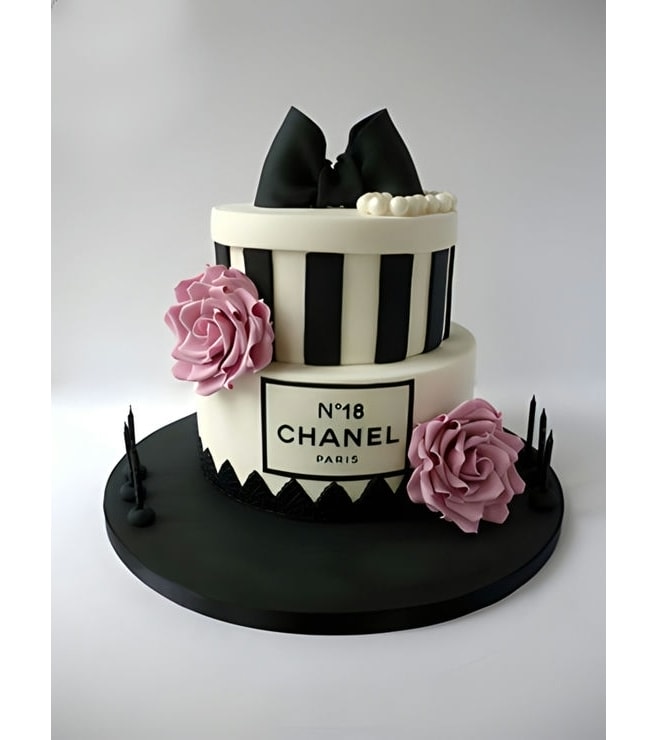 No. 15 Glamor Cake