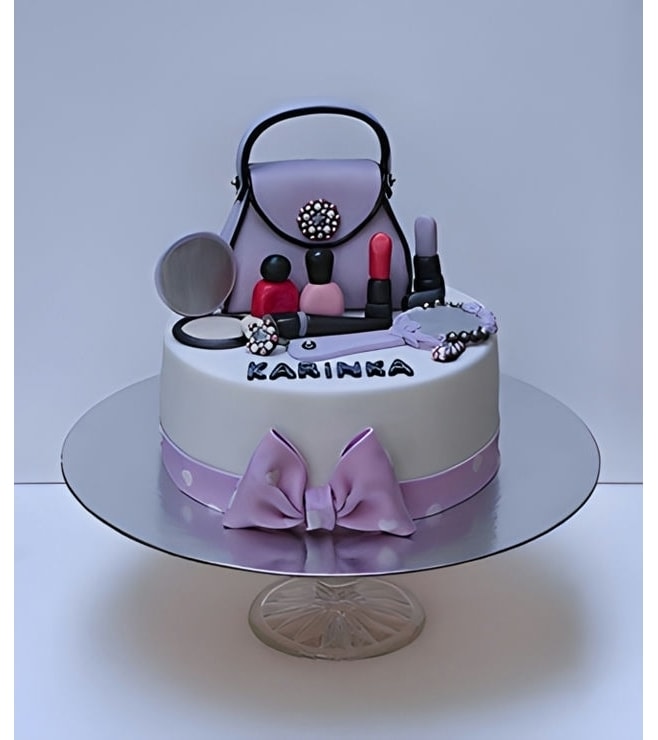 A Lady's Purse Cake