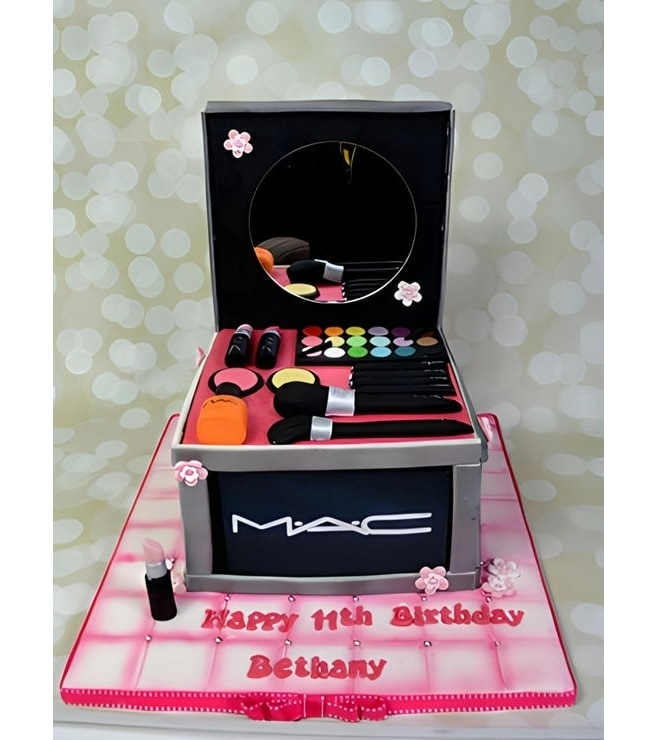 Makeup Case Cake 2