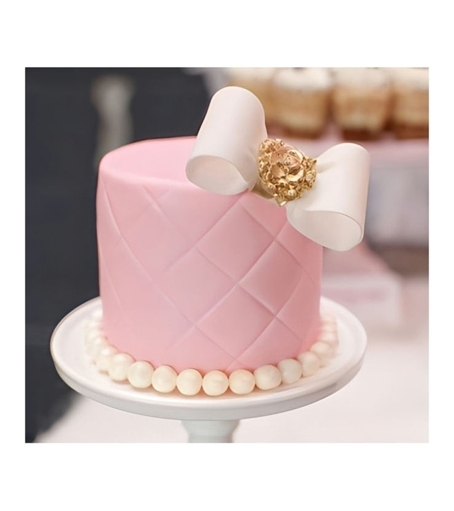 Mini Chanel-inspired cake, Pink Cakes