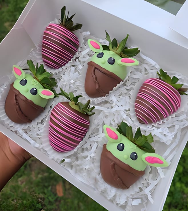 Baby Yoda Dipped Strawberries, Halloween