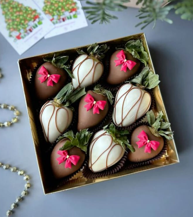 Celestial Sprinkle Dipped Strawberries