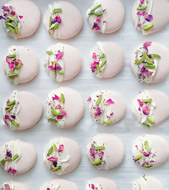 Chic Rosy Cookies