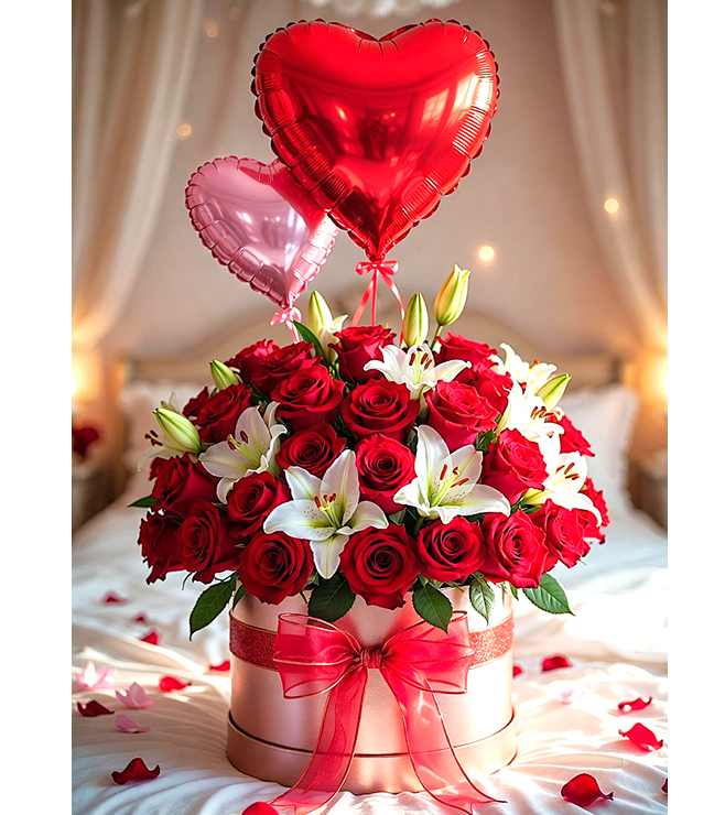 Cupid Secret Valentine Hatbox, Flowers