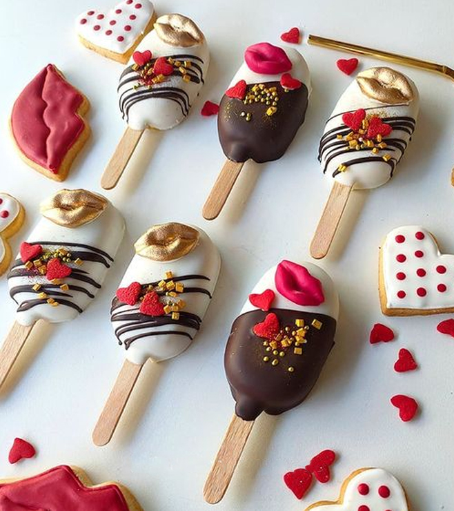 Full of Kisses Cakesicles