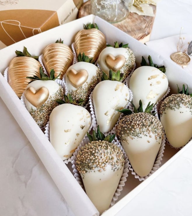Golden Glam Dipped Strawberries
