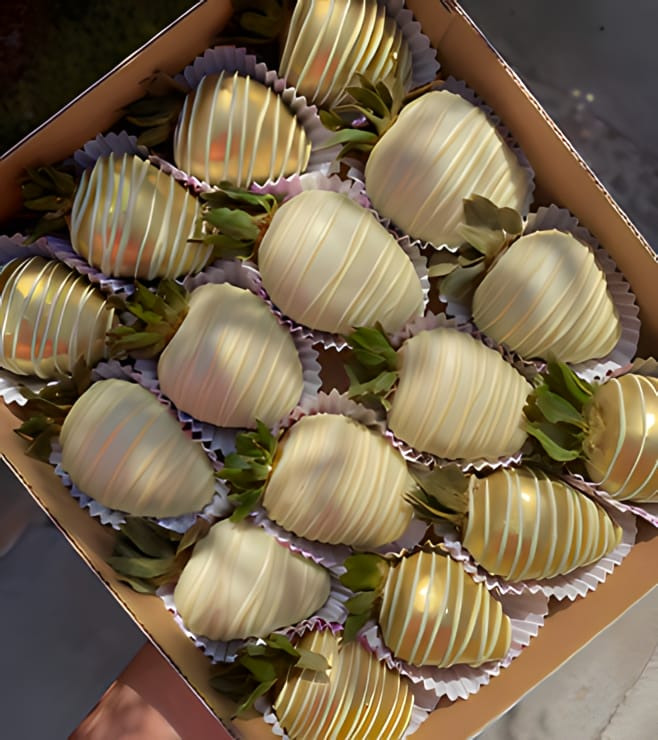Goldenlicious Dipped Strawberries
