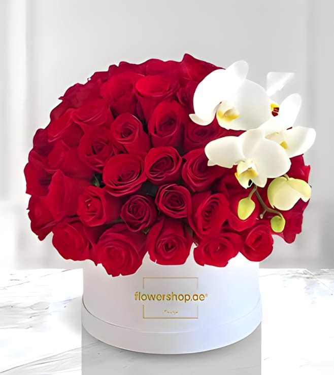 Hearts Aflutter Rose Hatbox