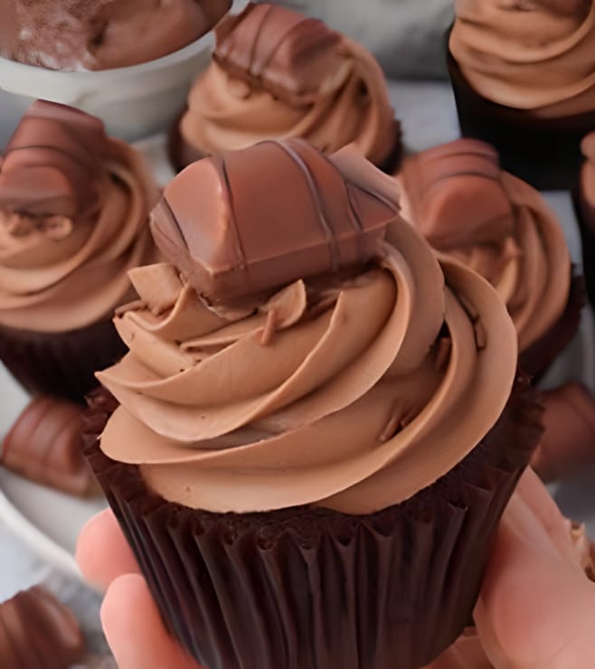 Kinder Bueno Chocolate Cupcakes