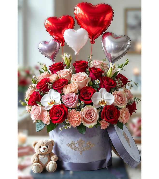 Lovebound Rose Hatbox, Flowers