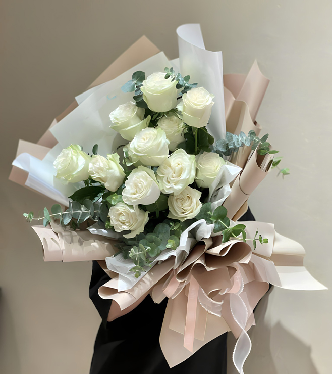 Neutral Charm Bouquet