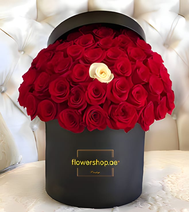 Radiantly Red Hatbox, Valentine Flowers