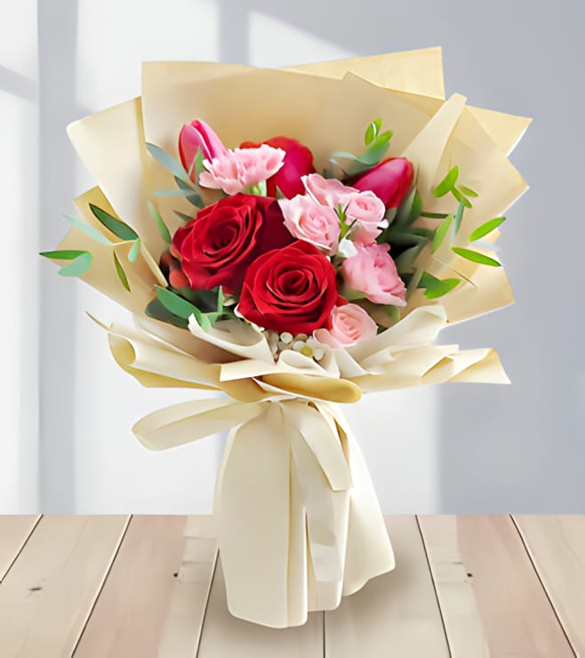Red & Pink Harmony Bouquet, 1-Hour Gift Delivery