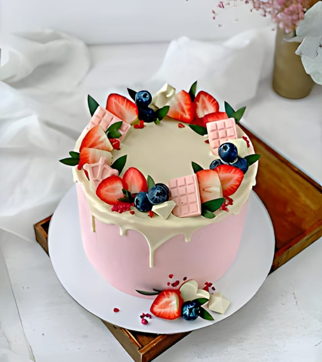 Strawberries Heaven Cake, Birthday Cakes