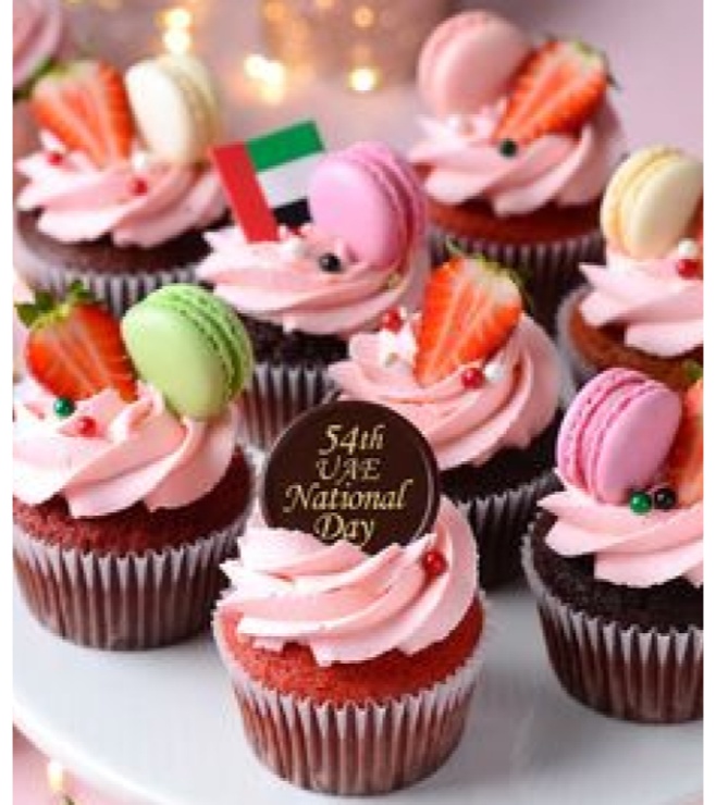 UAE Triumph Glow Cupcakes