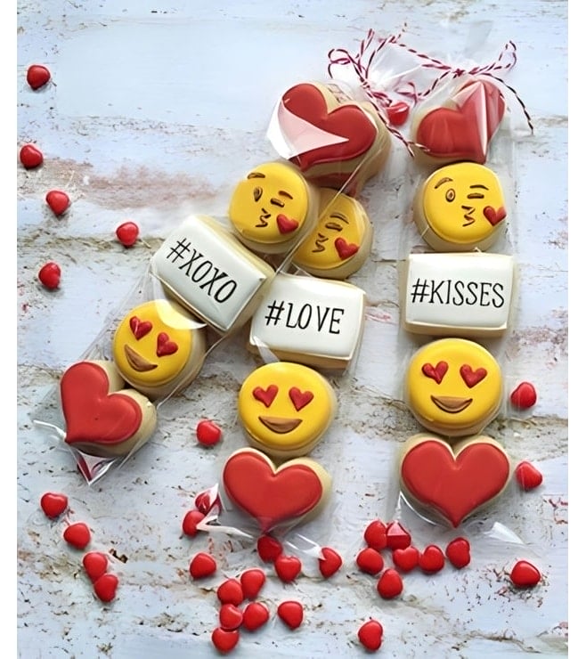 Emojis in Love Cookies