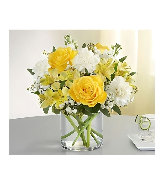 Yellow & White Delight  Bouquet, Yellow