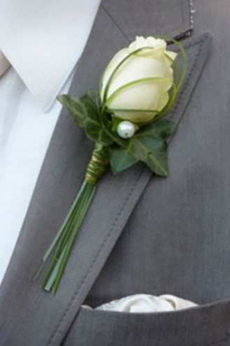 Sweet Summer Boutonniere