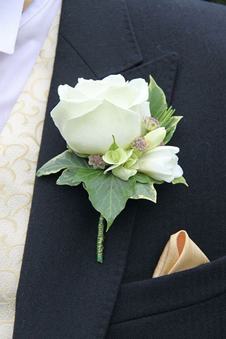 Teen Romance Boutonniere