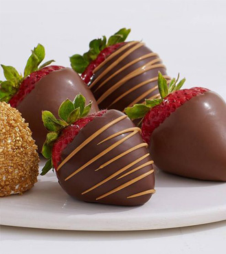 Heart of Gold Dipped Strawberries