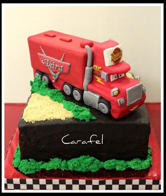 Mack Truck Hauler Cake 1