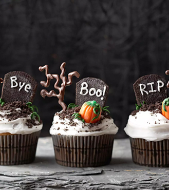 Spooky Graveyard Cupcakes