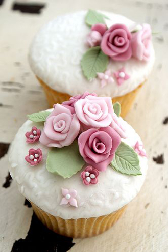 Vintage Rose Cupcakes