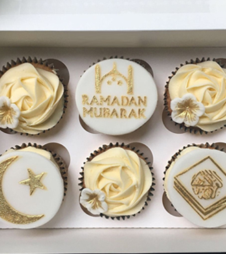 Gold Swirl Ramadan Cupcakes