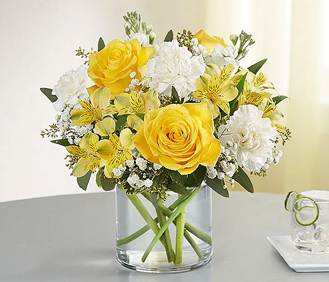 Yellow & White Delight  Bouquet