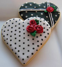 Polka Dots Heart Cookies