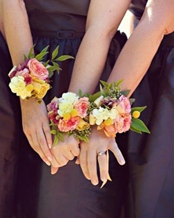 Sweet Sixteen Corsage, Corsages