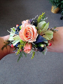 Party Favorite Corsage, Proms and Weddings Gifts