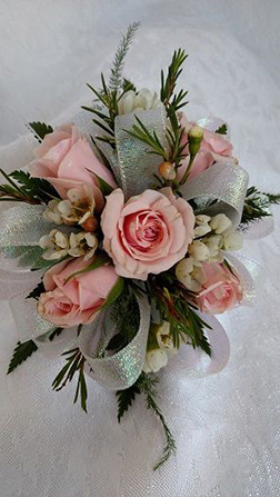 Spring Fling Corsage, Proms and Weddings Gifts