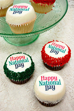 National Day Wishes Cupcakes