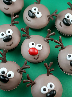 Santa's Reindeers - Half Dozen Cupcakes