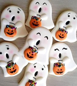 Chilling Ghost Cookies