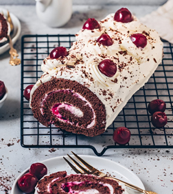 Christmas Swirl Cake Roll