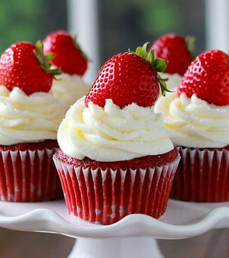 Juicy Strawberry Cupcakes