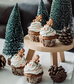 Whipped Gingerbread Cupcakes