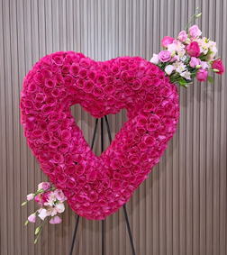 Queen of Hearts Arrangement