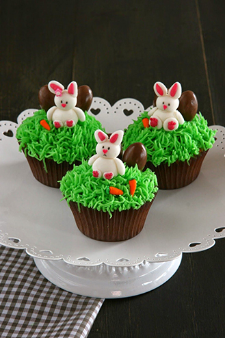 Bunny in Meadow Cupcakes