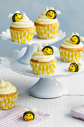 Bee Team Cupcakes