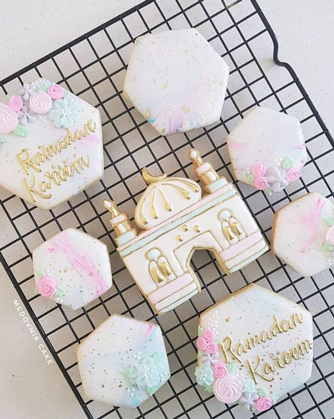 Pretty Pastel Ramadan Cookies