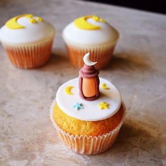 Bright Lantern Ramadan Cupcakes